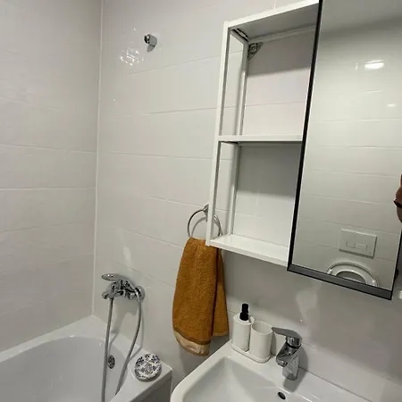 Apartment Tranquil Across The Bridge *